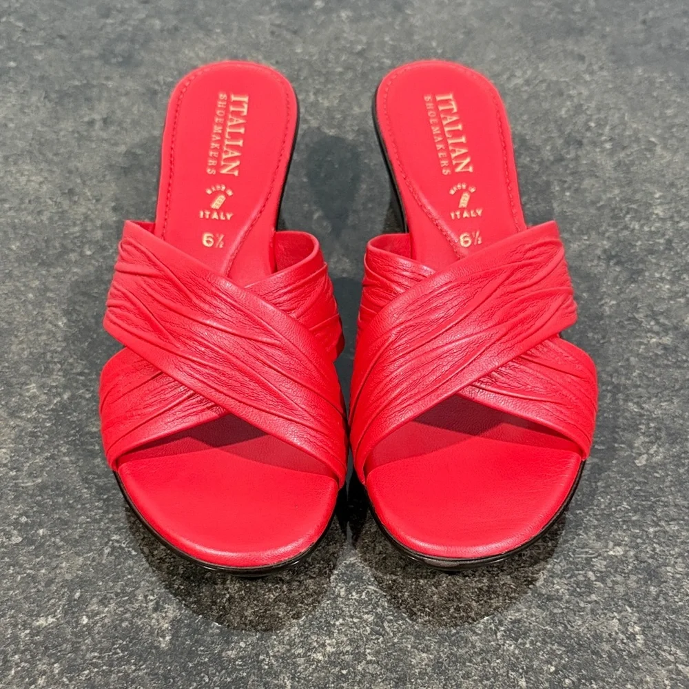 Italian Shoemakers Red Leather Cross-Band Slide Wedge Sandals‎ Size 6.5